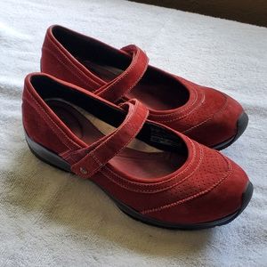 Ariat Merritt Suede Mary Jane Shoes - Size 8.5, Red